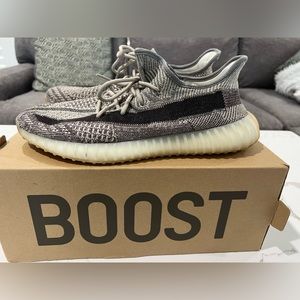 100% authentic Yeezy Boost 350 Zyon size 12
